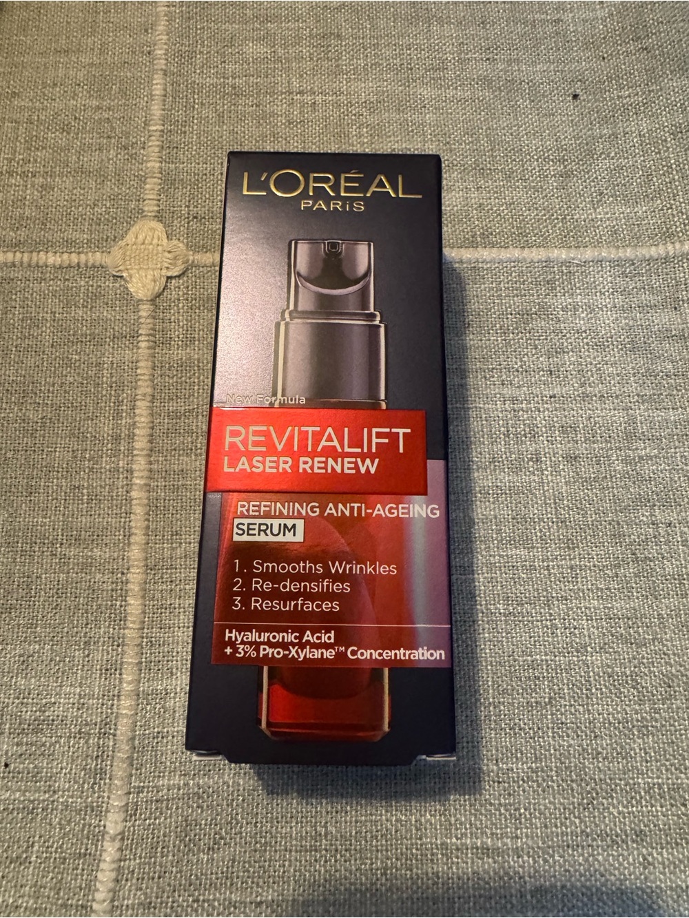 L'Oreal Revitalift Laser Renew Serum - Red